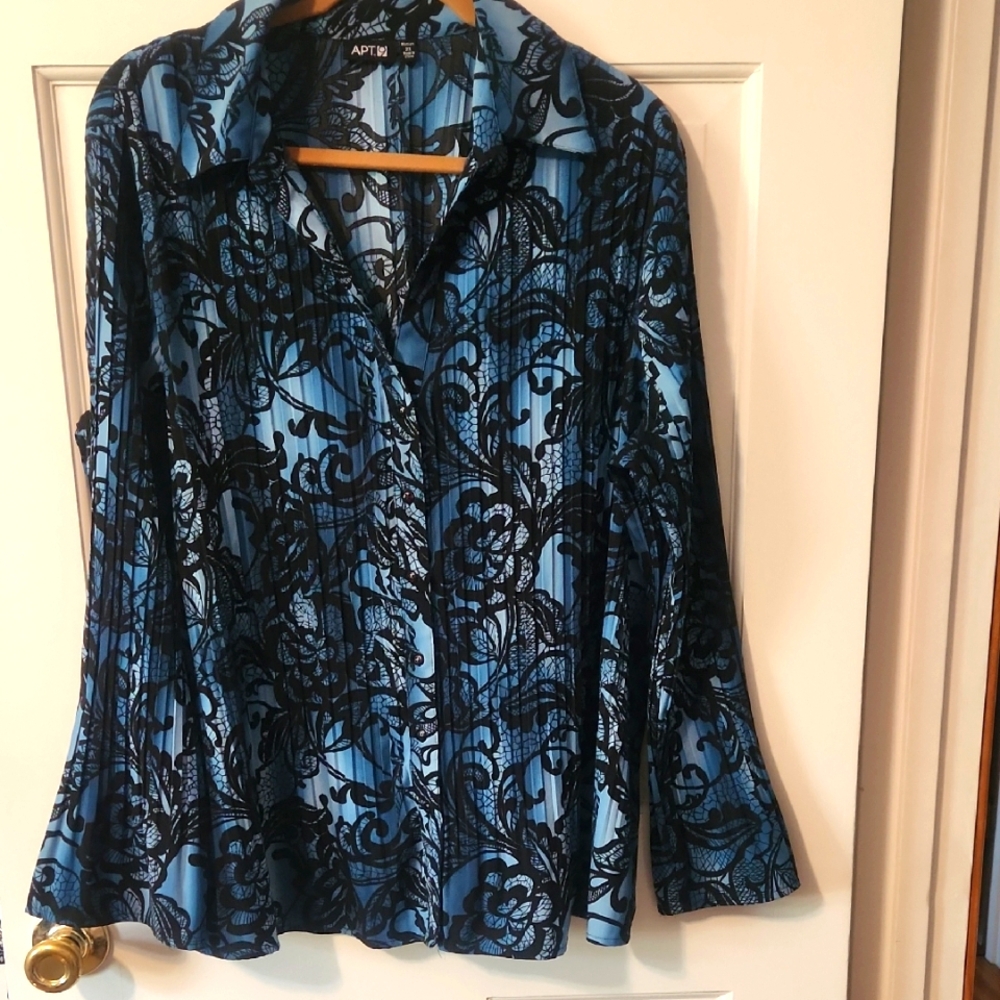 Apt. 9 Women's Blue and Black Floral Button Down Shirt